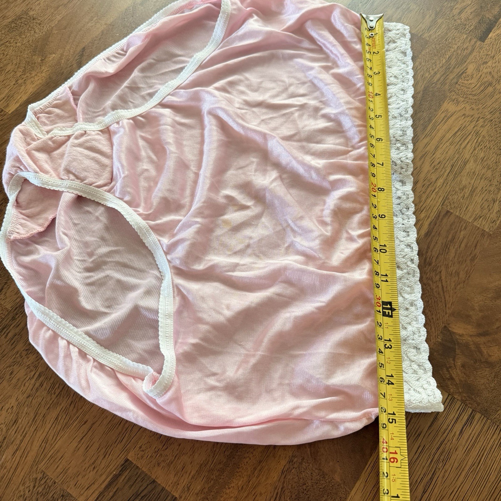 Vintage Fruit of the Loom Panties M/L 6/7 Pink Nylon Lace Mushroom Gusset Brief