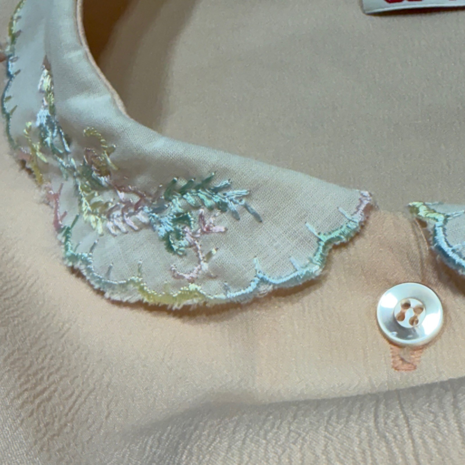 Vintage 70s Peach Embroidered Peter Pan Collar Blouse M Cottagecore Soft Girl