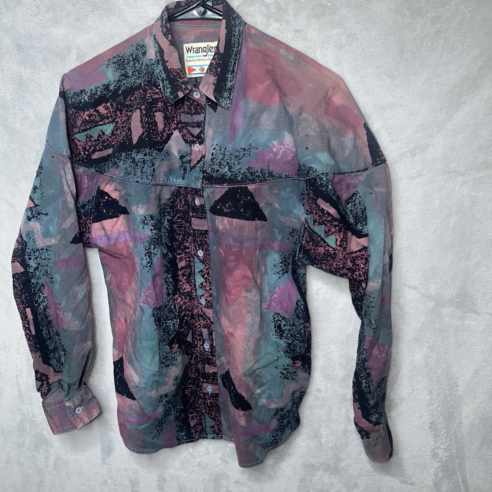 Wrangler Authentic Western Apparel Vintage Southwestern Women’s Shirt Size M