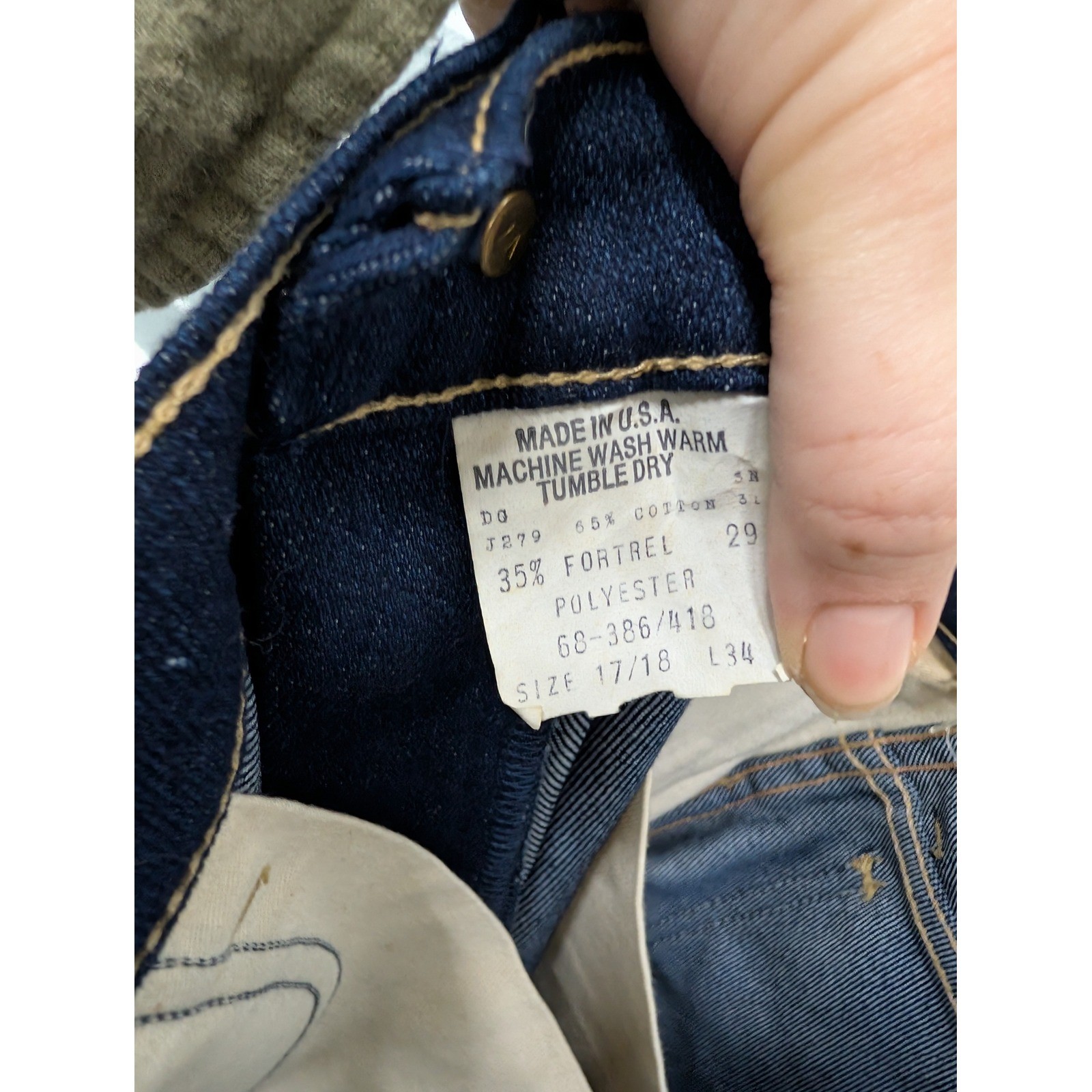 Vintage Dee Cee High Waisted Raw Hem Indigo Denim Jeans Made in USA Size 17/18