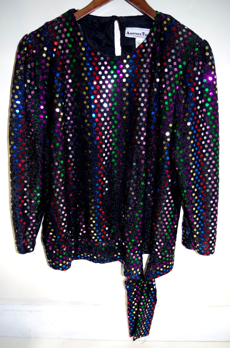 R2 – Another Thyme Top Vintage 20 Multicolor Dots Black Stretch Metallic Blouse