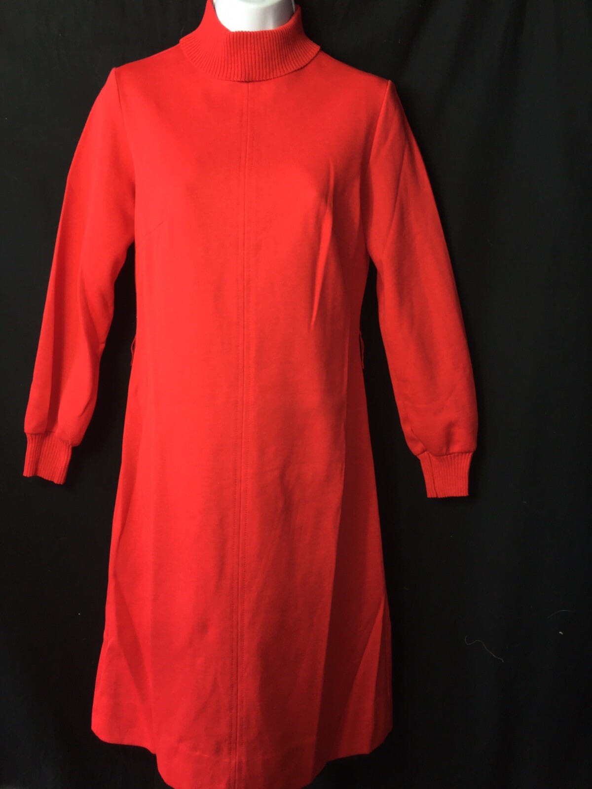 Vtg 1960s 70s Bleeker Street Solid Red Sz 8 Mod Shift Dress Long Sleeve Poly