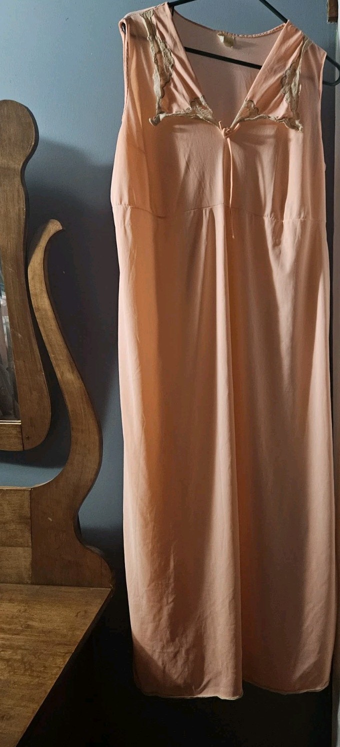 Vintage Nylon Long Nightgown Lingerie Peachy Orange Sissy 46&Prime;B 53&Prime; L