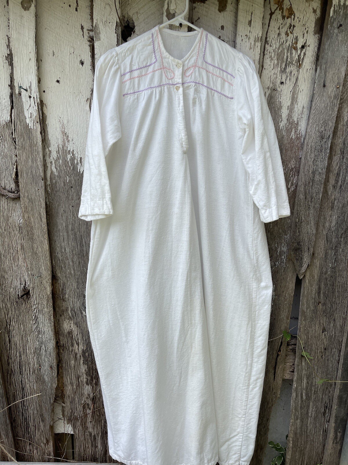 Vintage 1960’s Era Ladies’ White Flannel Night Gown Pink & Lavendar Rick Rack