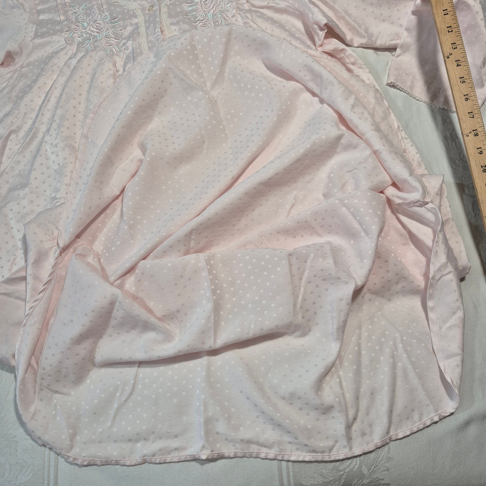 VTG Miss Elaine Pink Check Satin Nightgown Embroidered Floral Size L 90s