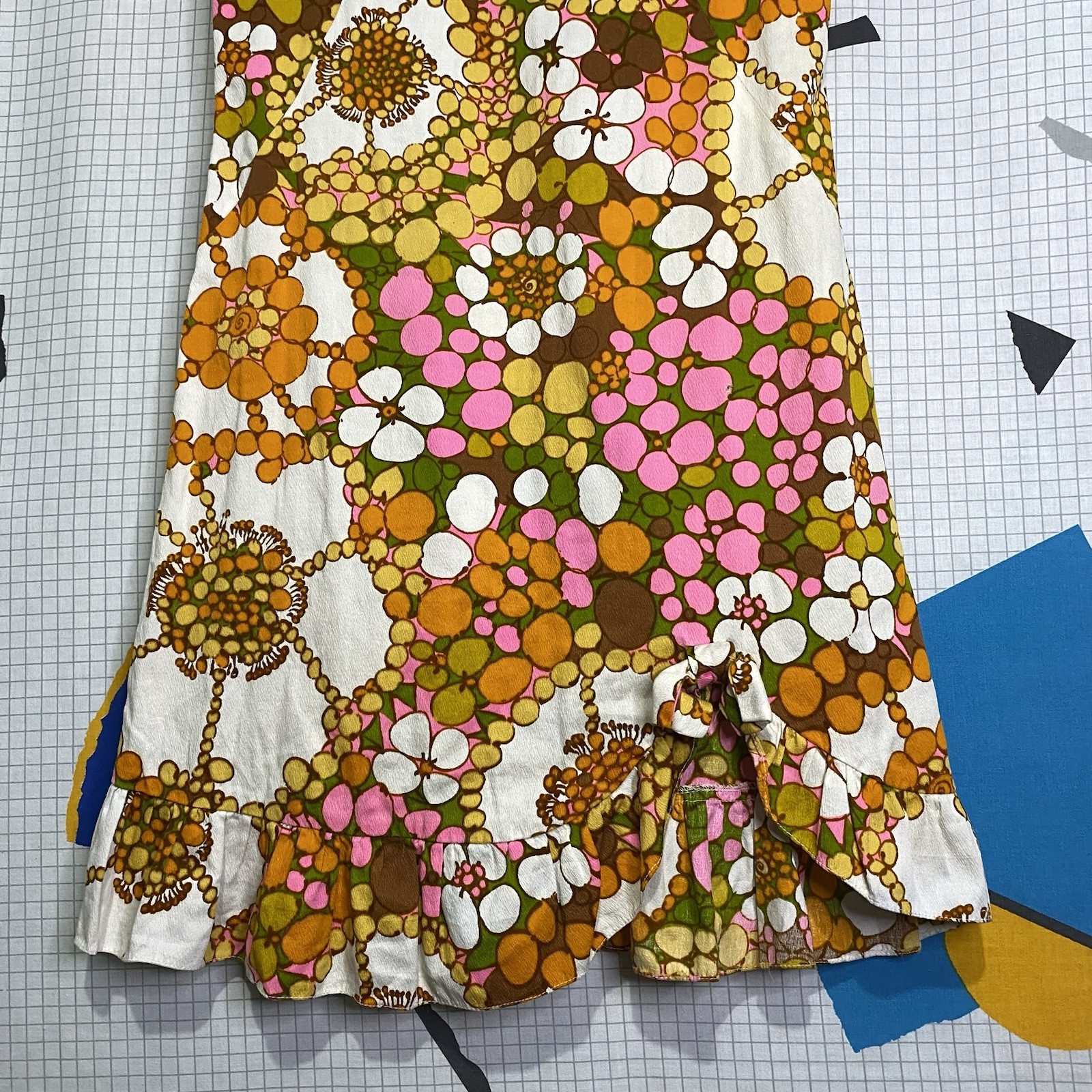 Vintage 60s Mod Mini Dress Gogo Floral Medium Hawaiian Cotton Bark Cloth Hippie