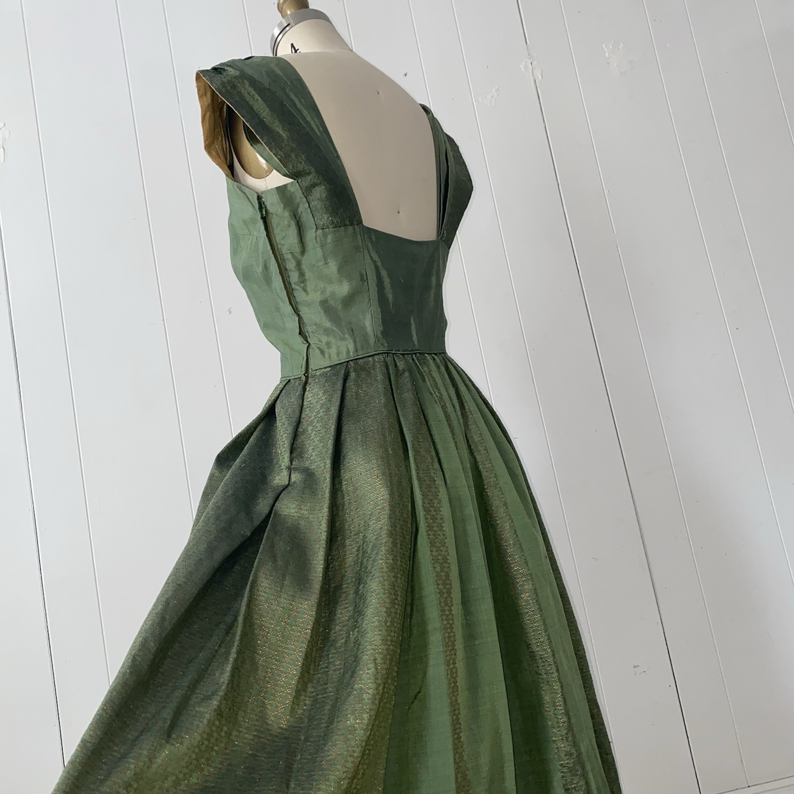 40s 50s Couture/Custom Made Gold Lamé Cocktail Dress Boning Old Hollywood XS