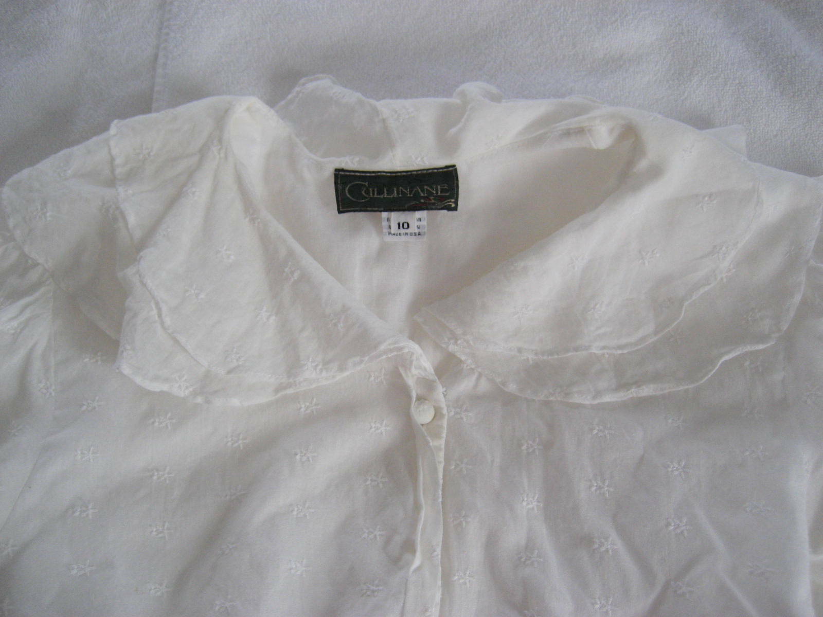 1980s Cullinane White Large Ruffle Collar Fluttery Romantic Blouse Shirt Sz 8-10