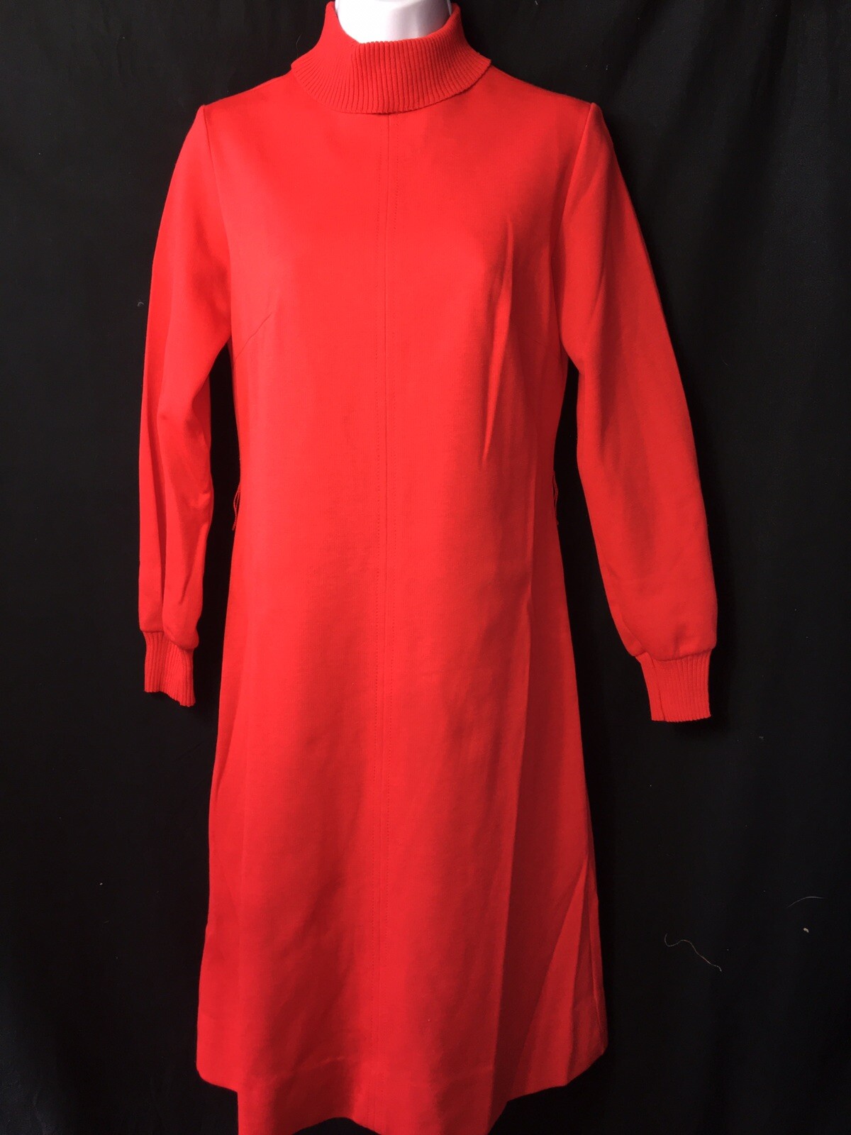 Vtg 1960s 70s Bleeker Street Solid Red Sz 8 Mod Shift Dress Long Sleeve Poly
