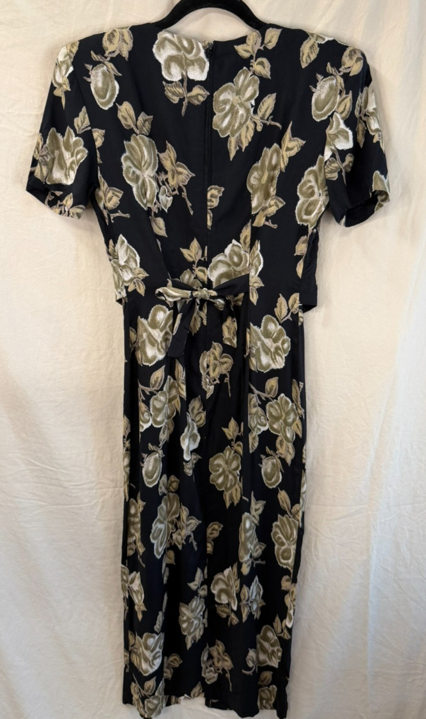 Vintage 1990s Kathie Lee Midi Dress Black Base Beige Floral Size 7/8