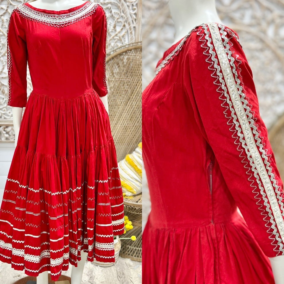 Vintage 40s Patio Red Full Skirt Silver Metallic Trim Pantaloon Southwest Dress