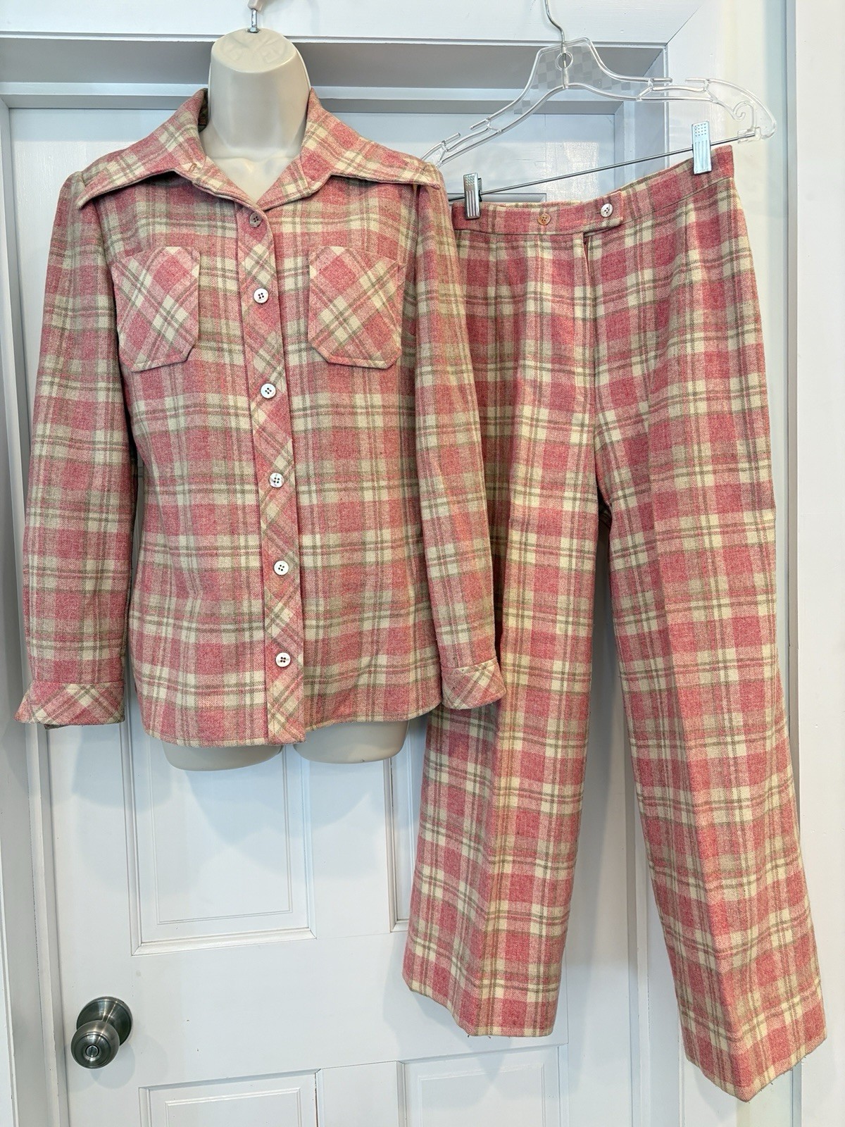 Plaid Suit Jacket Pants Pink WOOL Sz 10 and Sz 8 Vintage Retro 70&rsquo;s The Villager