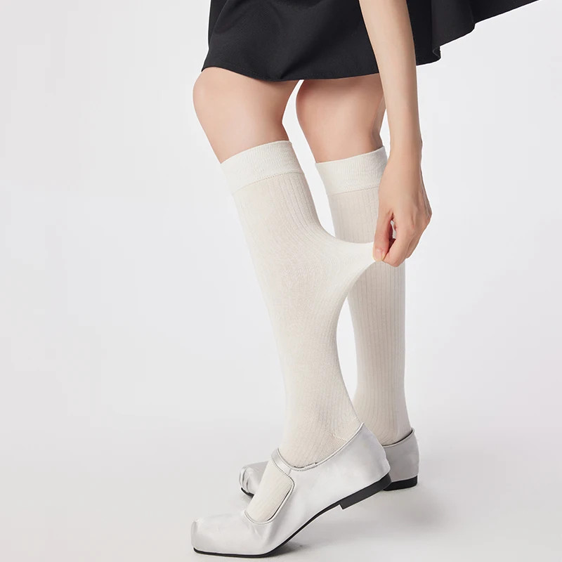 Women Knee Calf Mid Length Socks Lightweight and Warm Cold Proof Fine Wool Strip