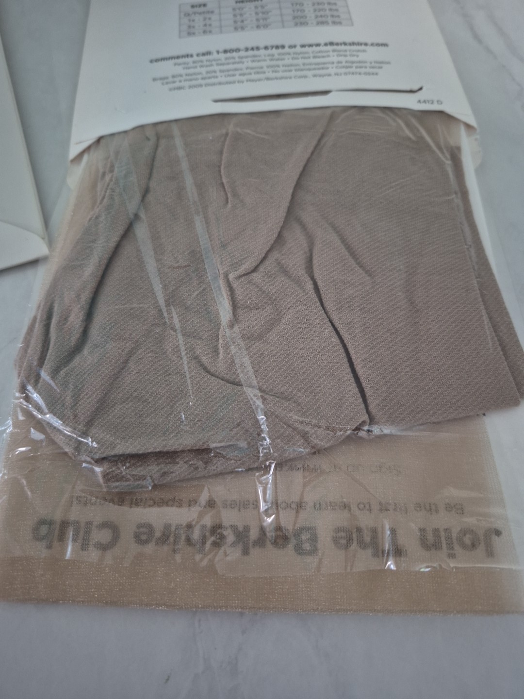 BERKSHIRE/QUEEN/pantyhose-Lot Of 2/New/SEE DESCRIPTION