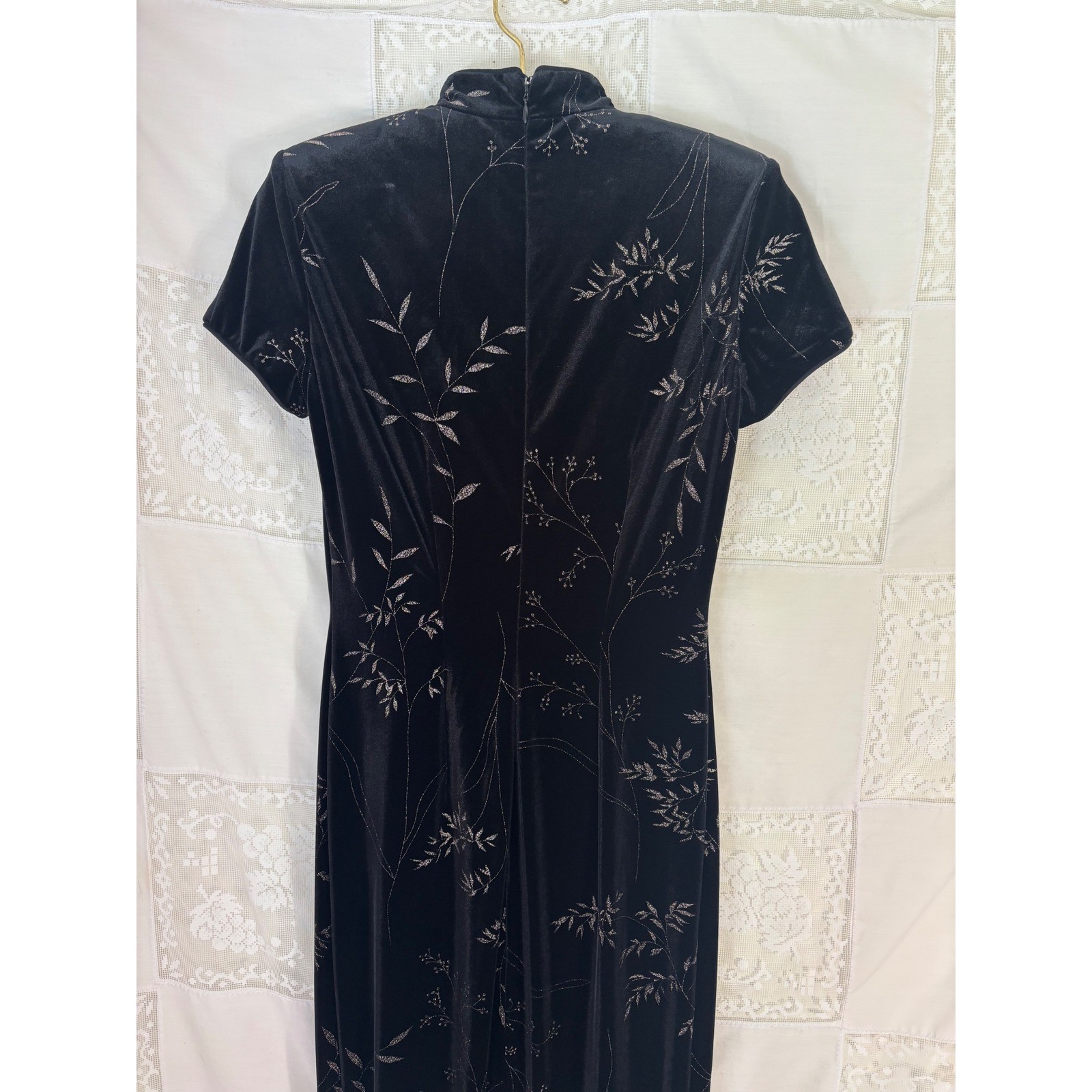 VTG Black Velvet Metallic Threaded Floral Maxi Cheongsam Dress Size S-M