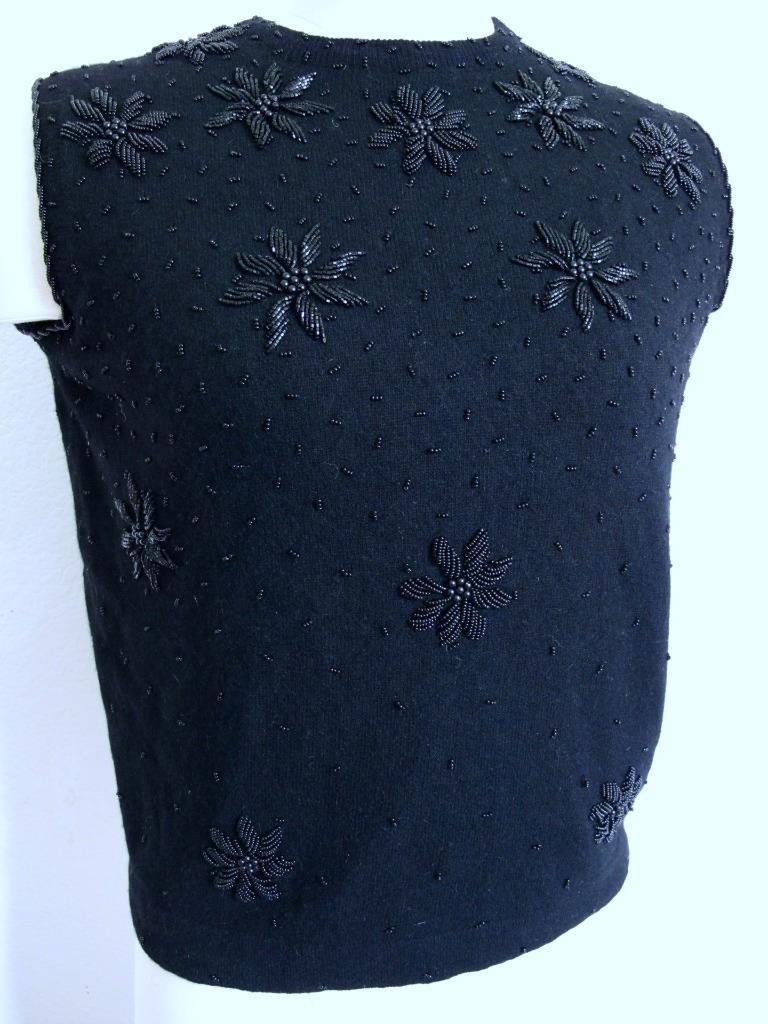 Vintage 50s 60s Wool Angora Beaded Sleeveless Sweater Shell Top Black 36&Prime; Bust
