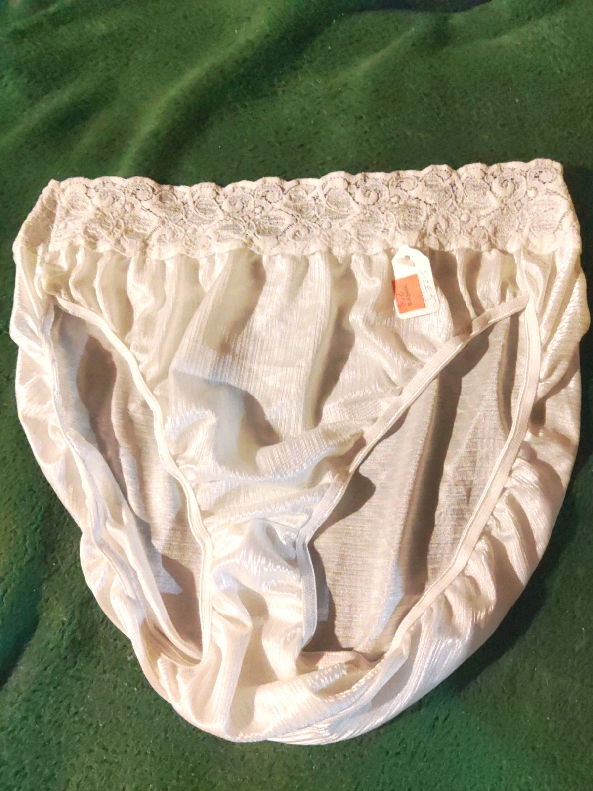 80&rsquo;s Bestform Hi-Cut Panties Wide Lace 100% Nylon White Sz 7 W/Tags Silky Soft