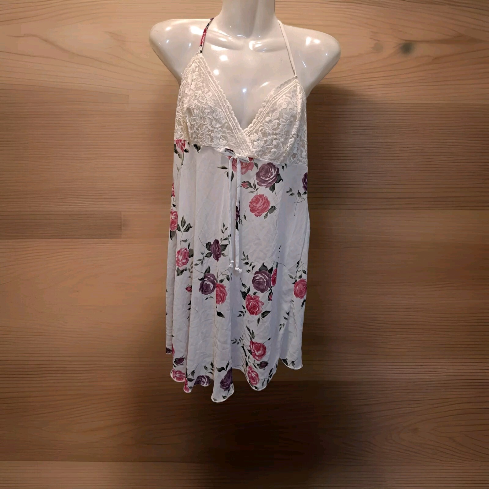 Vintage Petra Fashions Floral Short Nightgown Women’s L Lace Spaghetti Straps