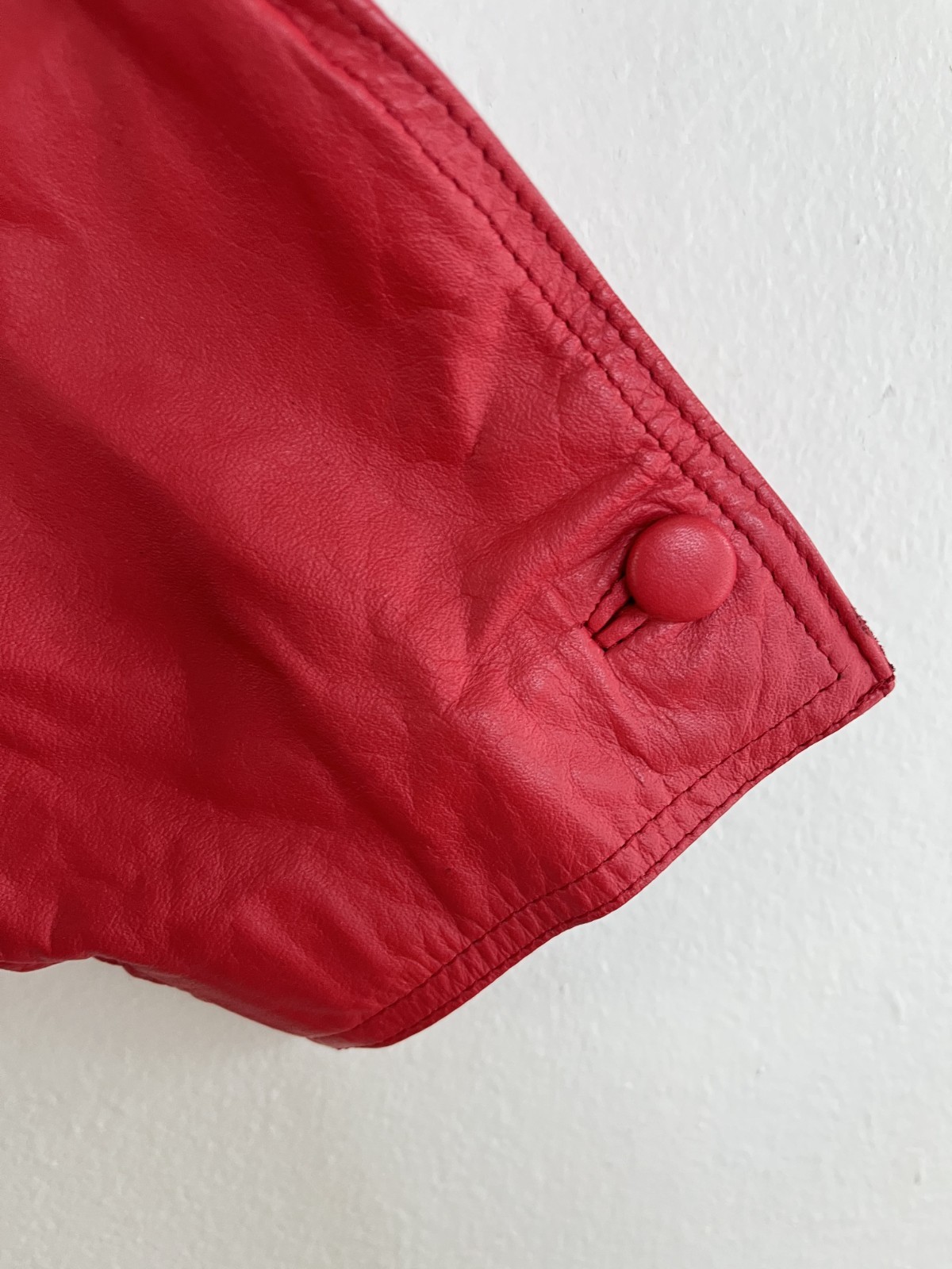 Vintage 1980s Cherry Red Genuine Leather Cropped Jacket & Pants Set Size 36