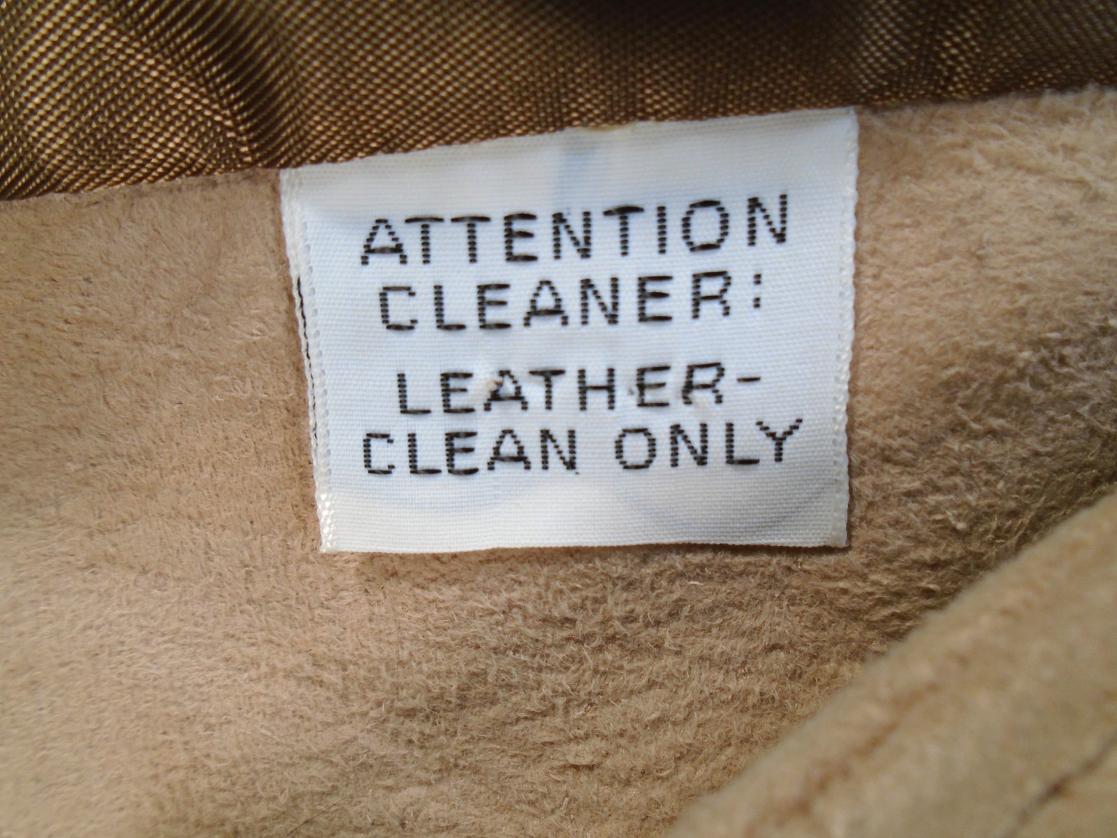 Leathers by New England Women&rsquo;s Jacket Vintage 19&Prime; x 25&Prime; Made in USA, Has Wear