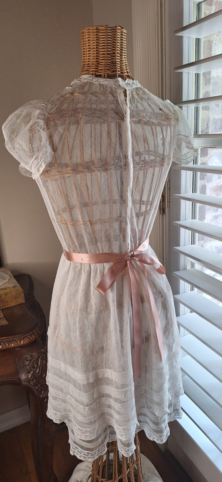 Vintage 1930s 1940s Beautiful Net and Lace Summer Dress Or Tea Dress