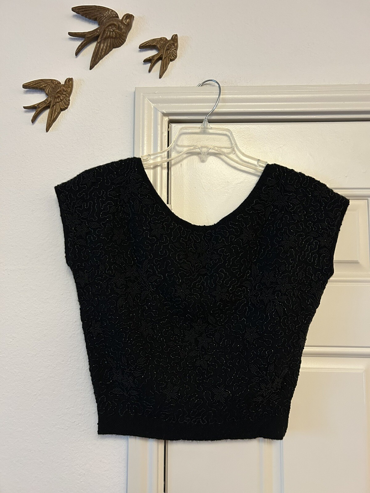 Vintage Elsie Tu Hong Kong Handmade Beaded Cropped Sweater ~ Black ~ Bust 38&Prime;