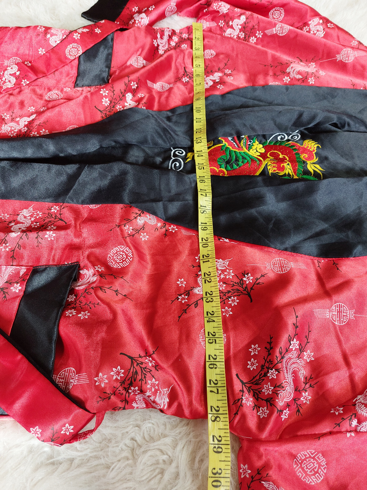 Oriental Black and Red Satin Reversible Dragon Embroidery Kimono Robe Siz XL