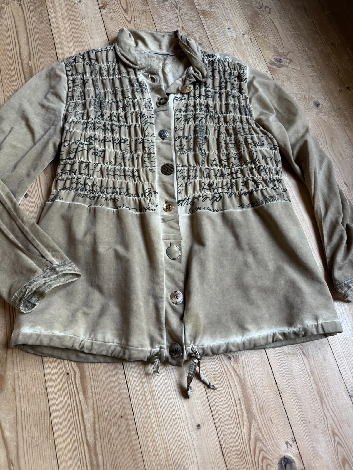 Bottega Designer Sweat Jacket Made in Italy Art to Wear Script Print Size 44 46