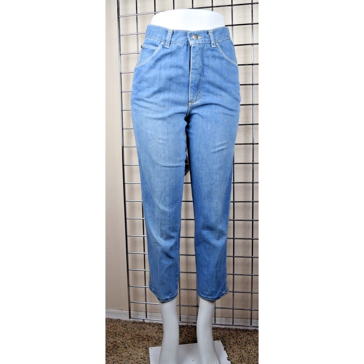 Vintage Jeans Gitano 24 x 26 80s High Waist Soft Blue Tapered Short Made Brazil