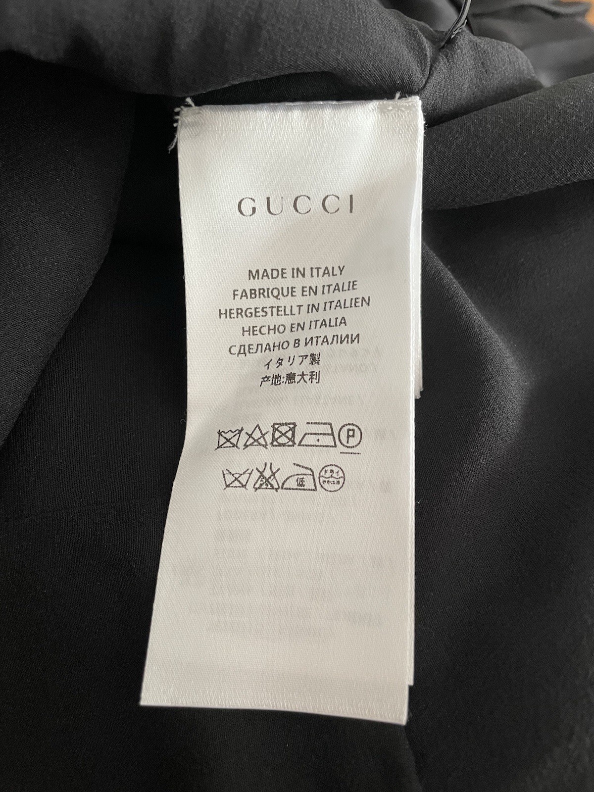 Gucci Fall 2015 Size 42 US 6 Black Silk Pleated Ruffled Dress V Neck Alessandro