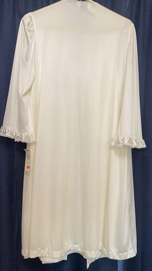 Vintage VANITY FAIR Glacier Wht Glissanda Tricot Nylon Short Nightgown Set S NWT