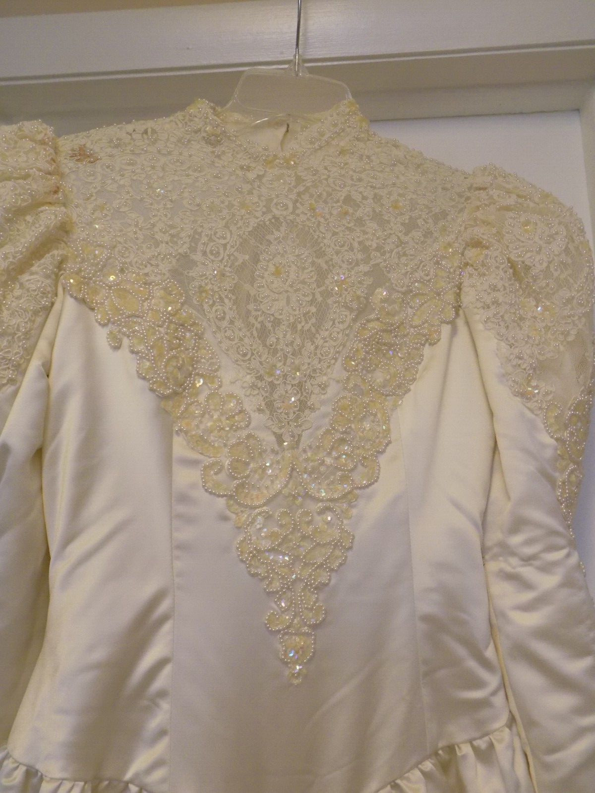 Vintage Demetrios For IIisa Size 12 Wedding Gown See All Photos & Description