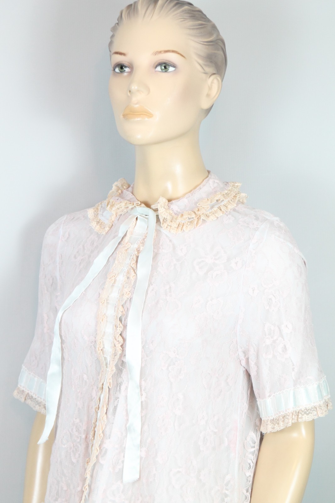 Vtg ODETTE BARSA Blue Pink Ruffles Layered Lace Bed Jacket Dress Robe S