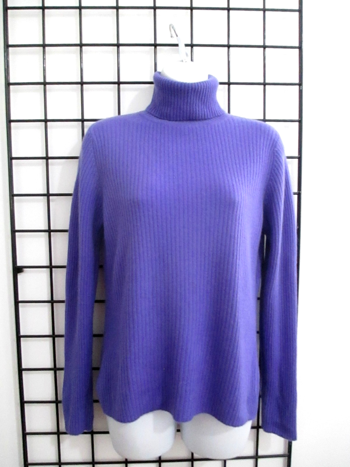 VINTAGE BIRCH HILL / HONG KONG 🌸 XL / 38&Prime; BUST==CASHMERE / TURTLENECK SWEATER
