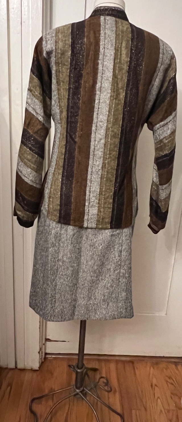 Vintage Ruth Matthews Design Tweed Wool Skirt Suit Black Brown Tan Grey Size 10