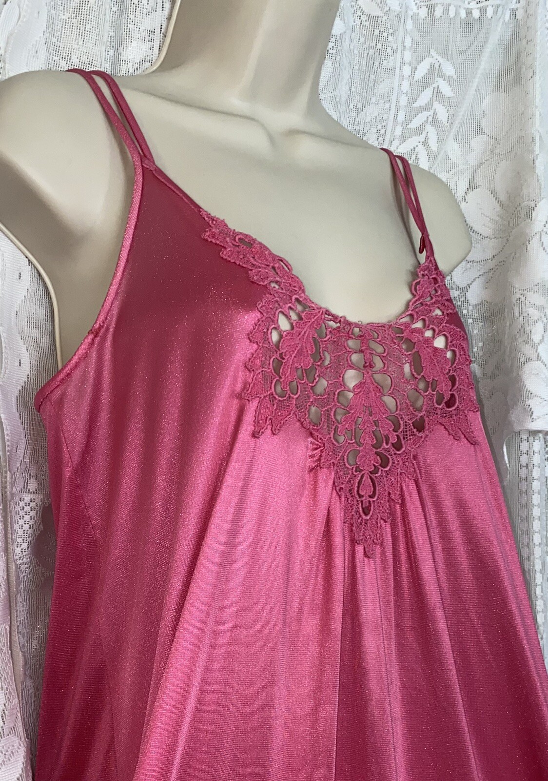 VTG M+ Raspberry Pink Princess Silky Soft Nylon Nightgown w Inset Crochet Lace