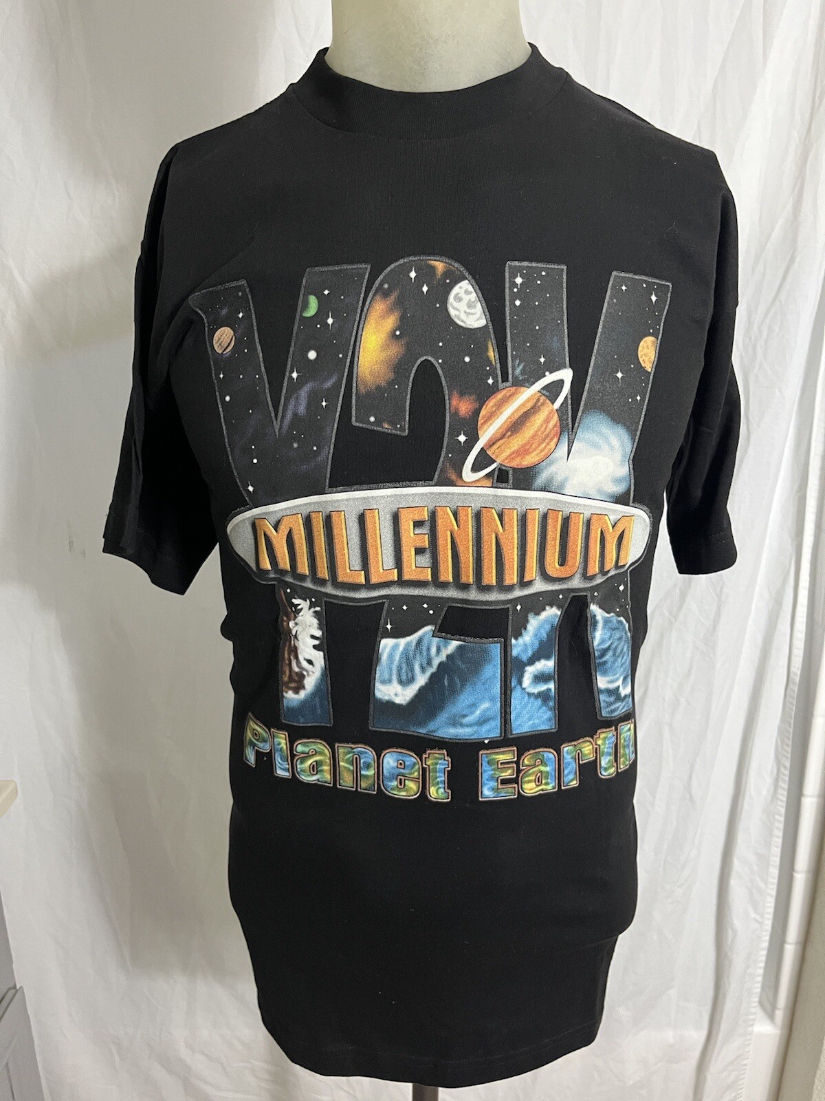 Vintage 1998 Y2K T-Shirt Size Medium Black Y2K Millennium Planet Earth Graphic