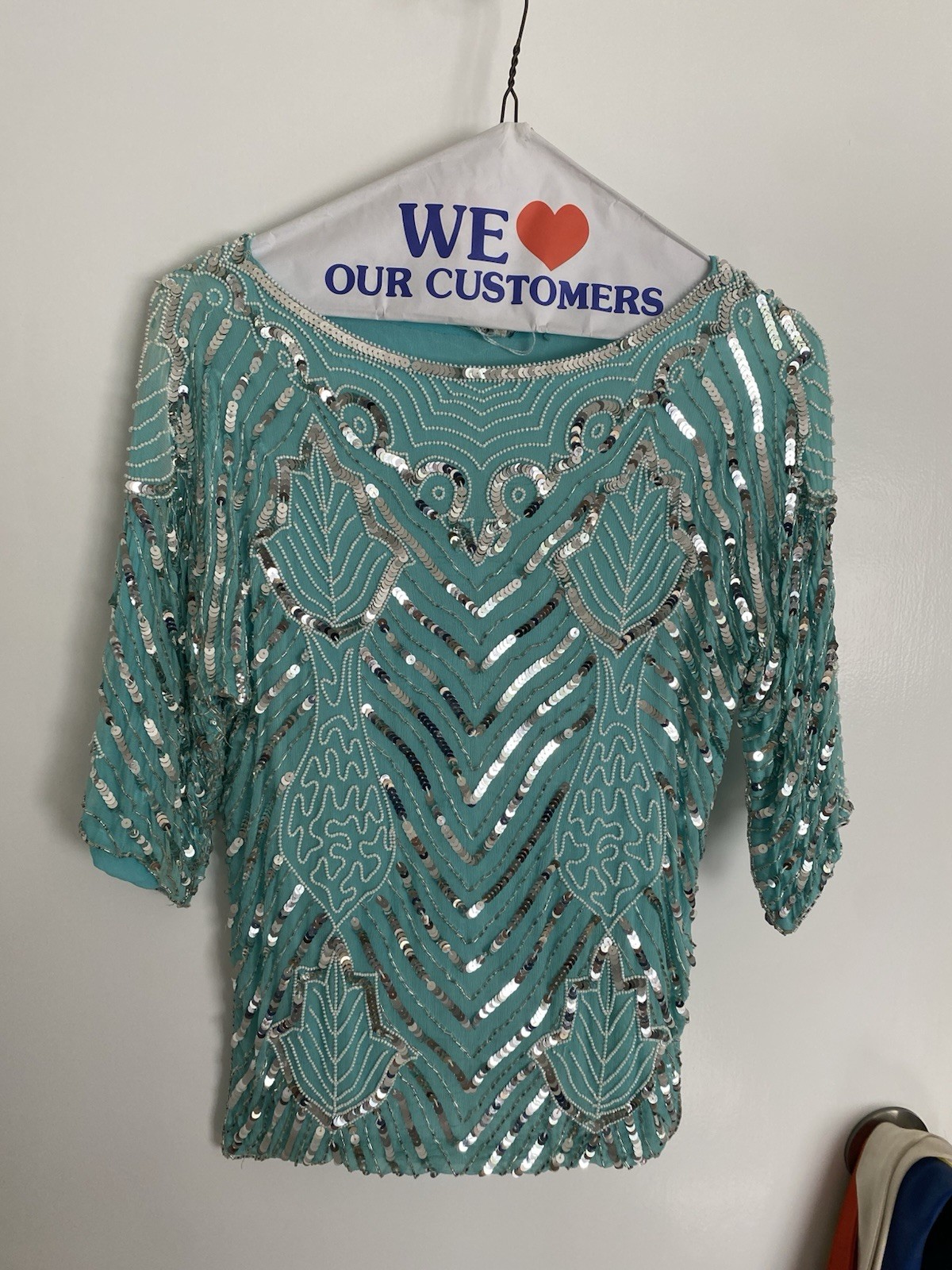 100 % Silk Sequin /Pearl Chains Top Size Medium. Perfect Shape
