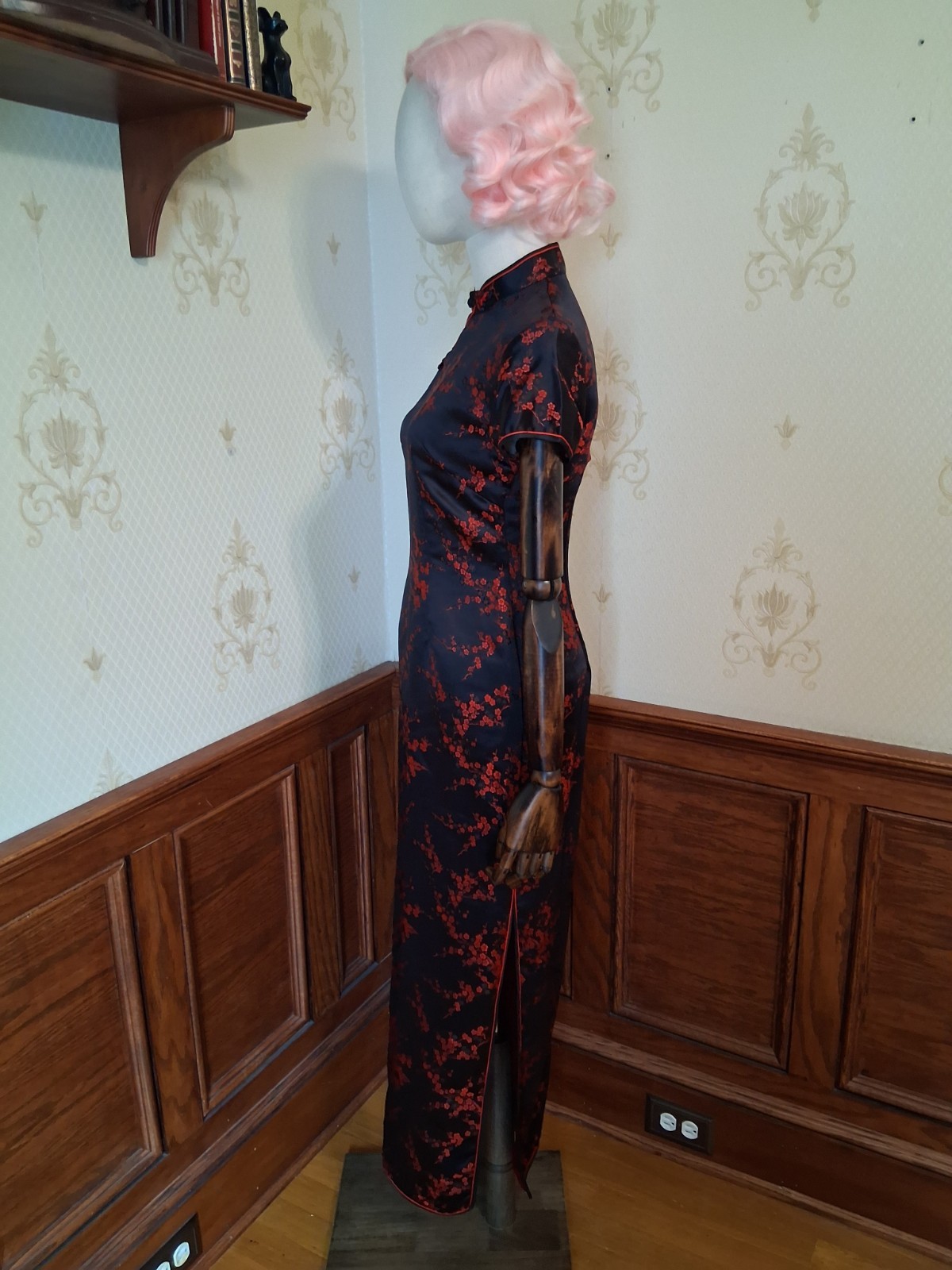 Vintage 1980s/90s Black Red Cherry Blossom Brocade Satin Cheongsam Chinese Dress
