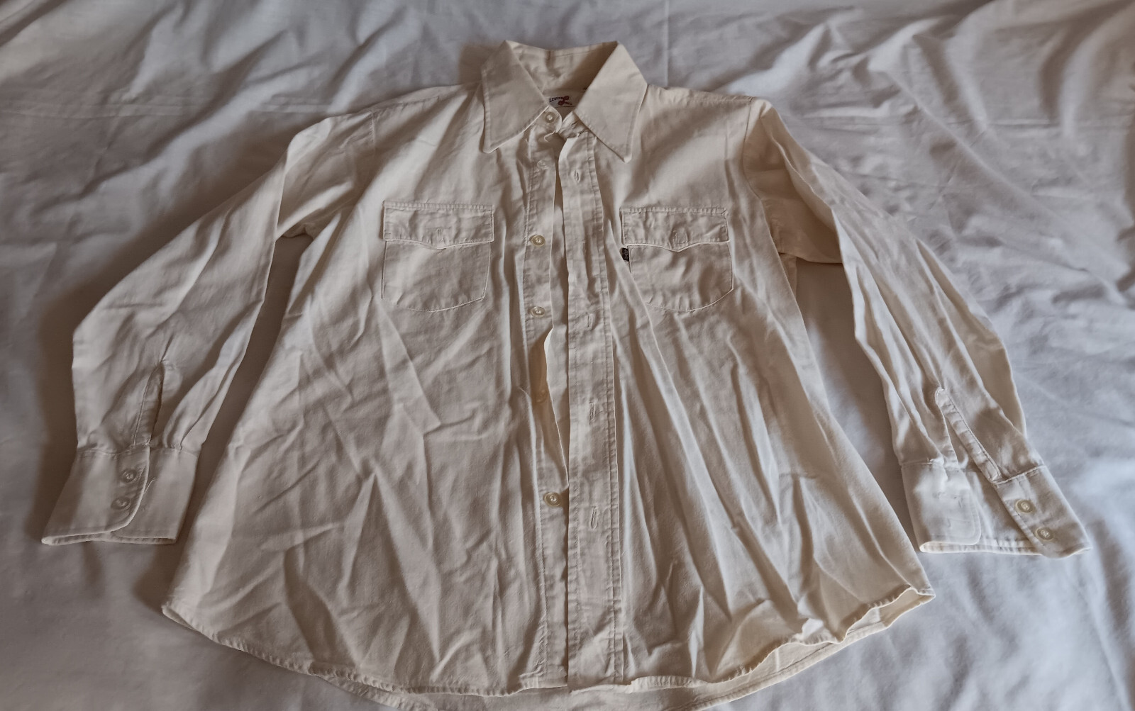 VINTAGE C 1973 IVORY LEVIS SHIRT SZ PETITE SMALL LONG SLEEVE XLNT