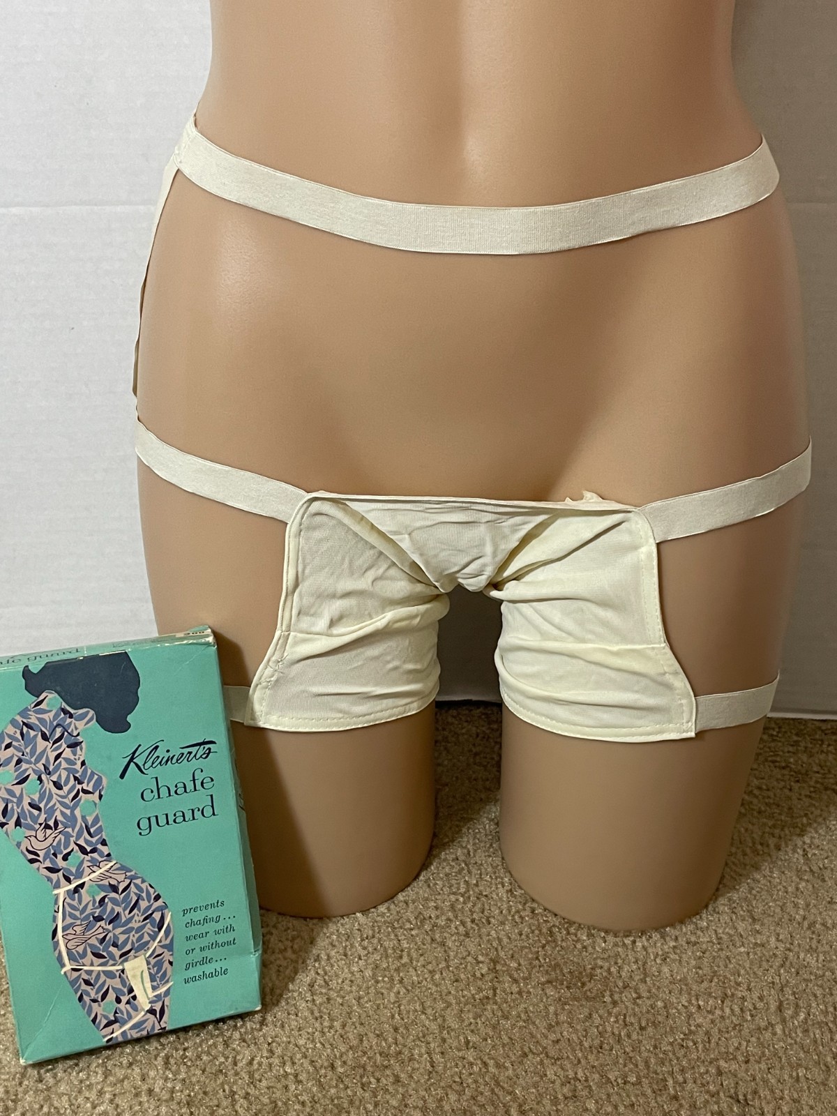 NEW in BOX Vtg Kleinert&rsquo;s CHAFE GUARD M 27-29 Waist Acetate Ivory