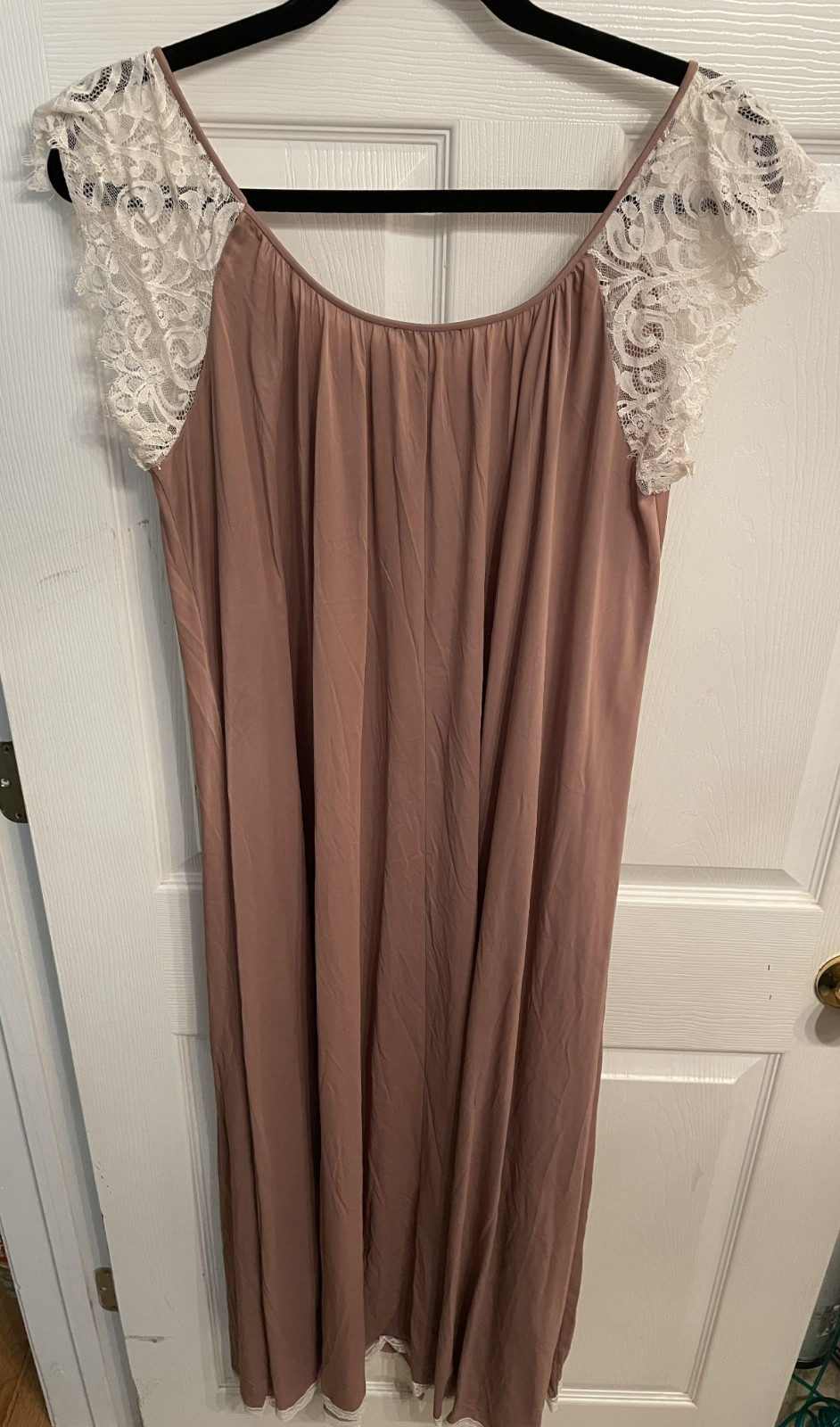 Vtg Miss Elaine Nightgown M Lace Antron Nylon Union Made 1970s Chocolate Mocha