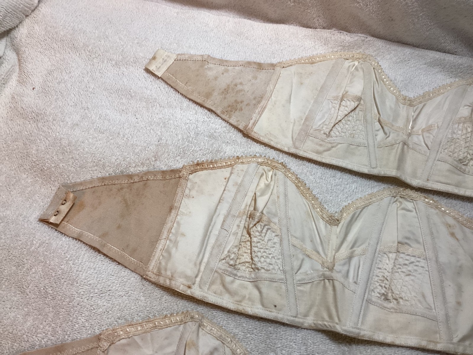 3 vintage 40s 50s Garcrest strapless bullet Brassiere Women Size 32 A . B-15.