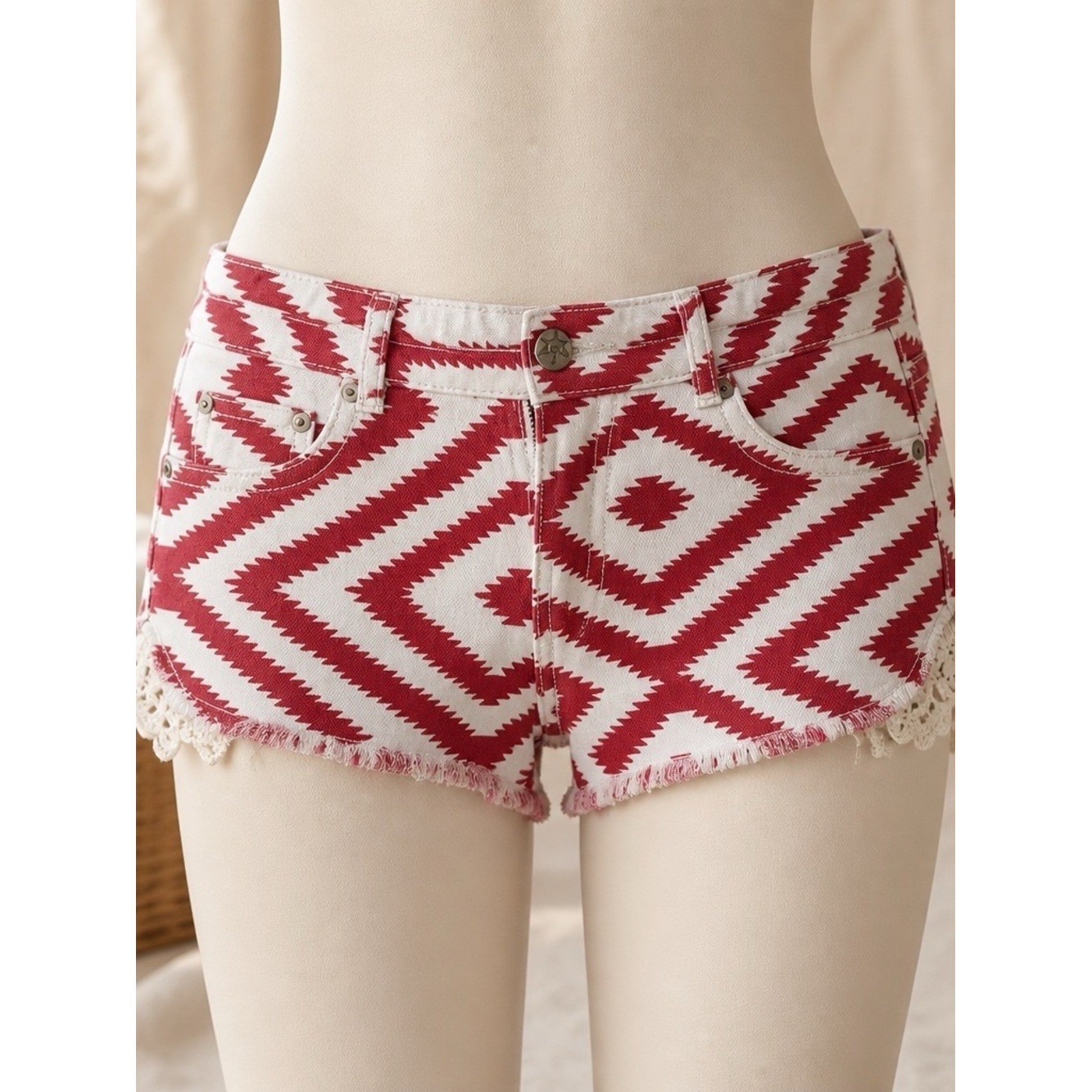 Vanilla Star Red and White Geometric Print Denim Shorts Junior size 13 Shorts