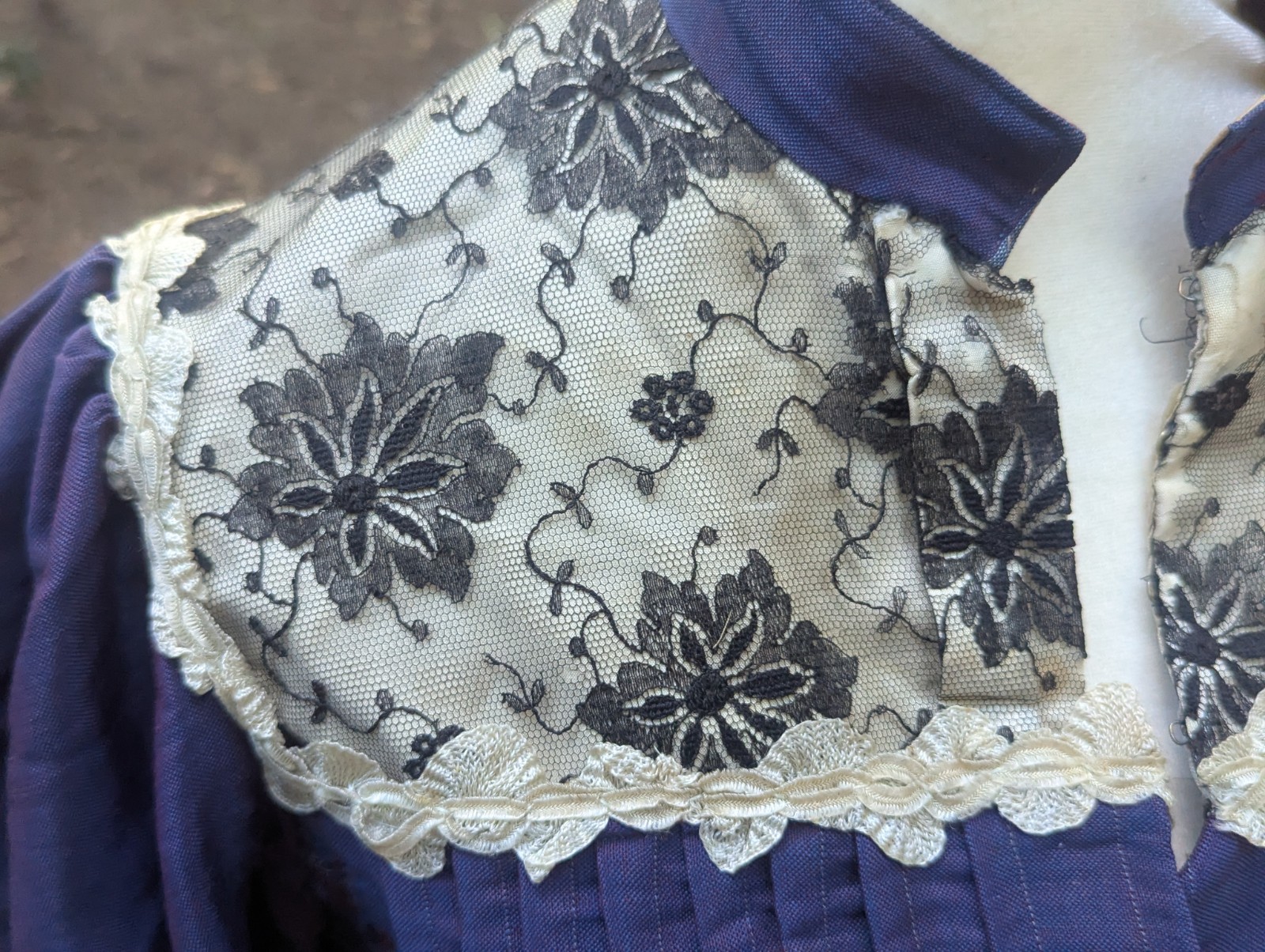 Antique Victorian Silk Bodice Purple Leg-O-Mutton Sleeves Lace Yoke Study Piece
