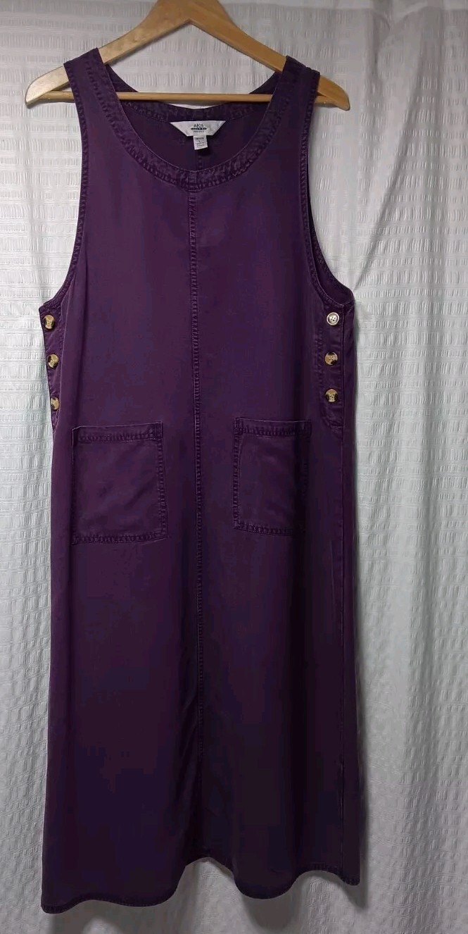 Amy K Su AKS Maxi Dress. Sleeveless, Front Pockets, Side Buttons. 💯 Tencel . LP