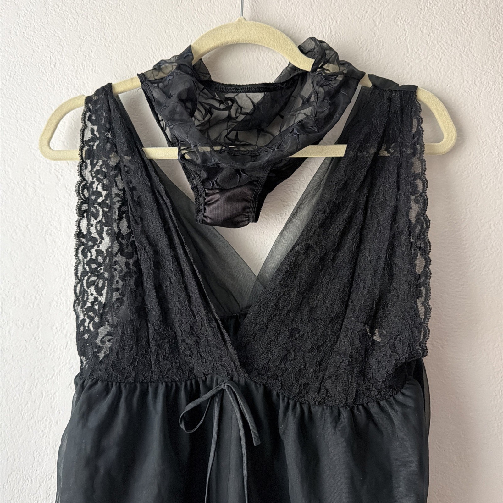 Vintage Gaymode black Nylon Lace Bust Baby Doll Nighty Lingerie M