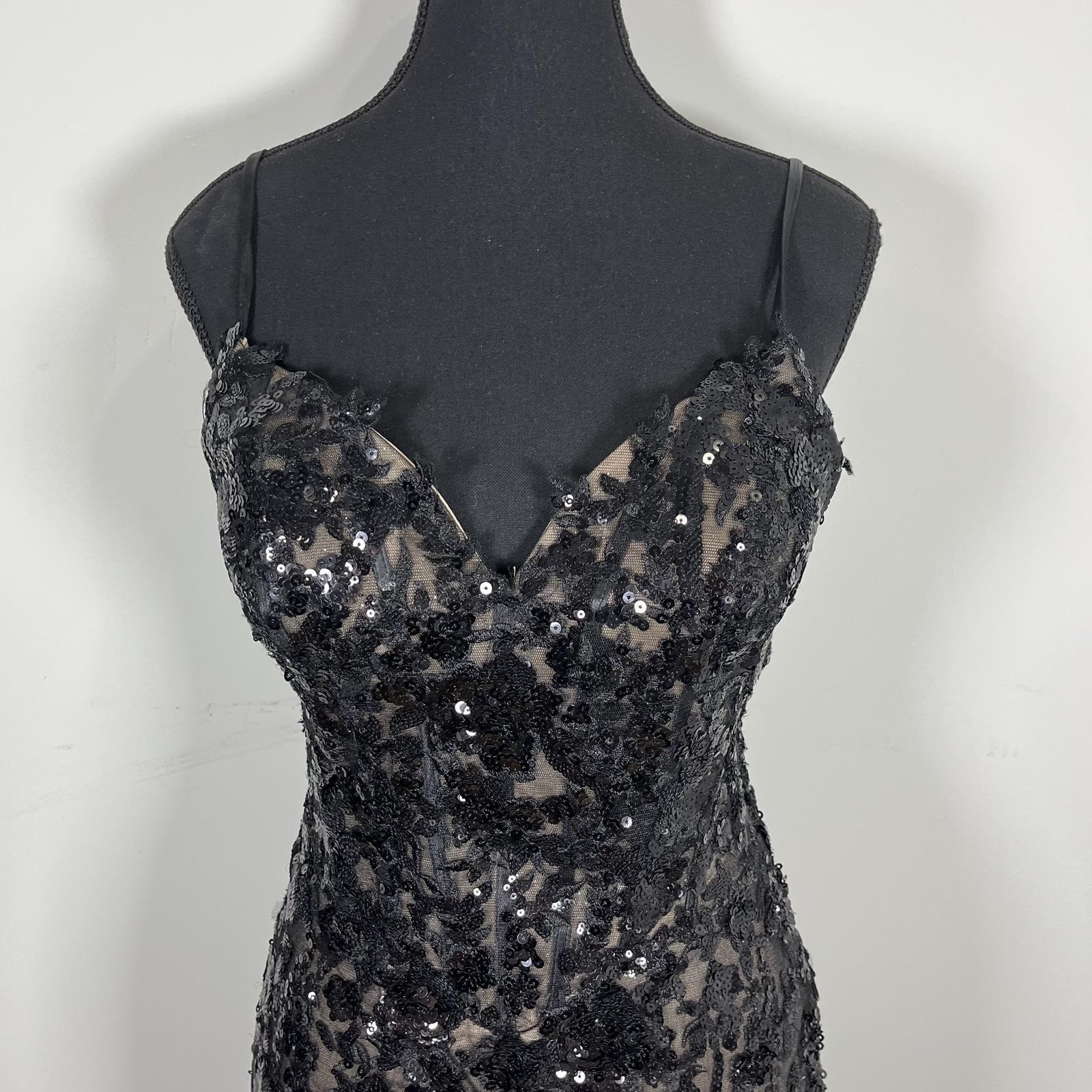 Vintage Dave & Johnny Black Nude Sequence Lace Mermaid Gown Black Size 3 Formal