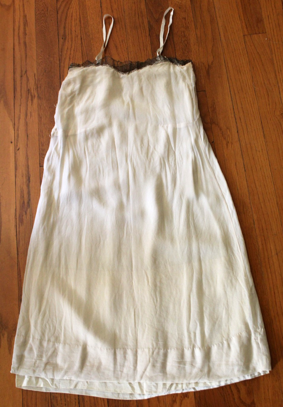 Unique Antique Women&rsquo;s Dress & Slip Coarse Trim Chain Stitch Silk Crepe Fabric