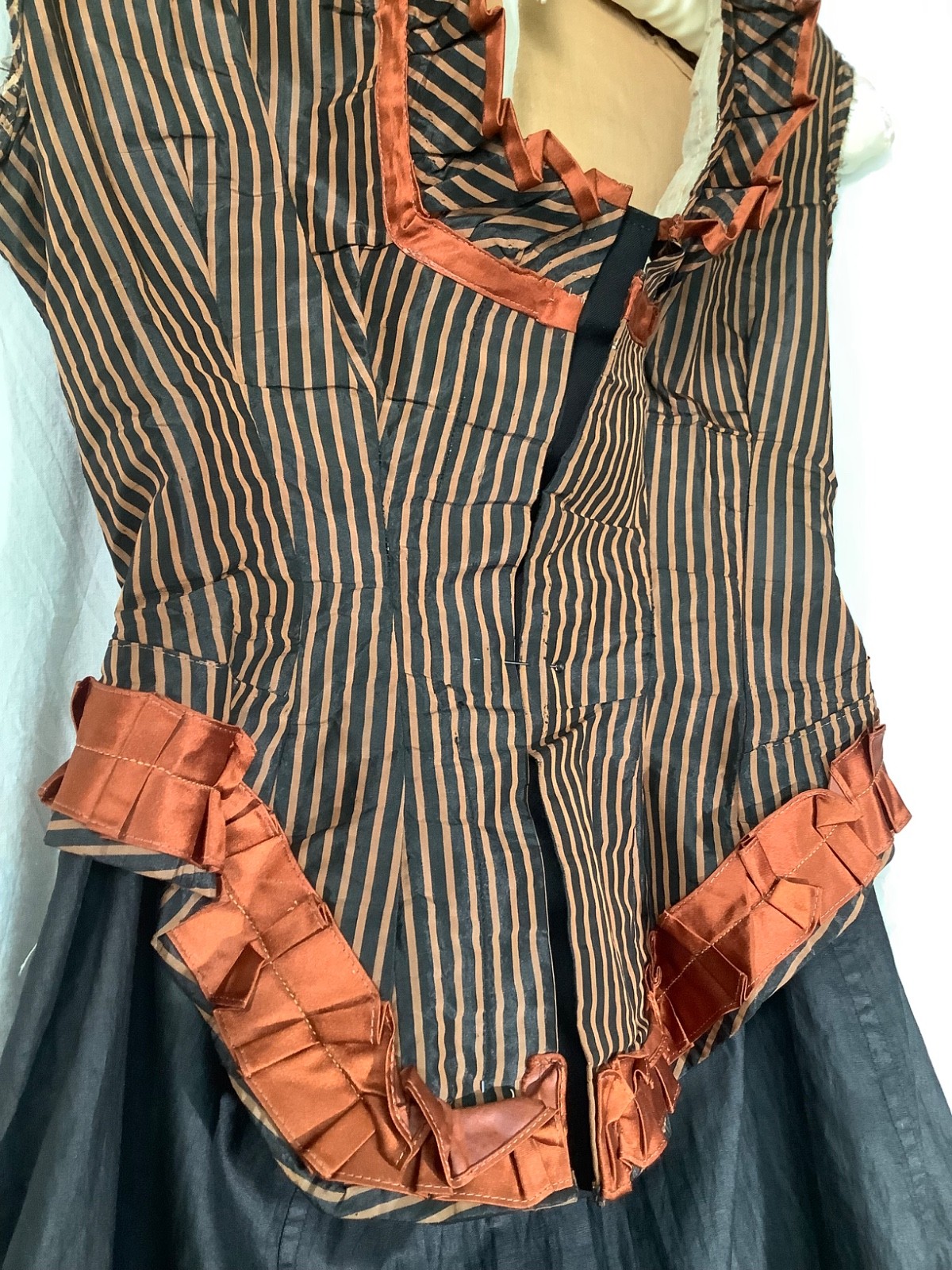 Victorian bodice Silk bustle 1880s corset Top sleeveless Stripe black Copper XXS
